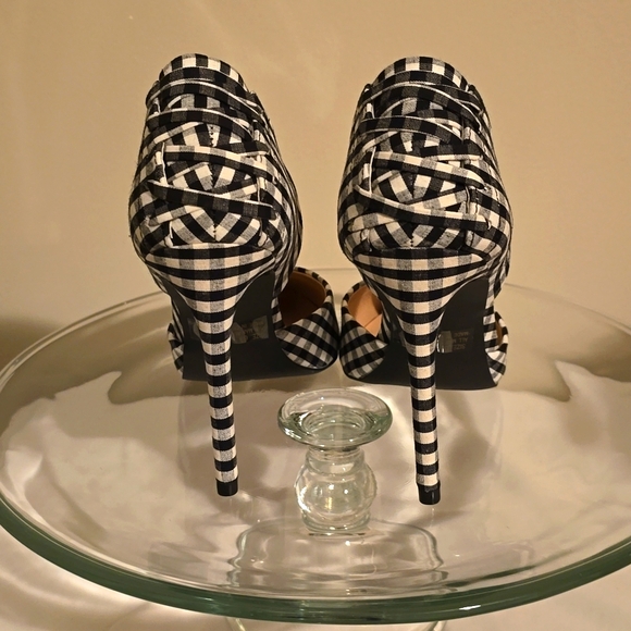 Alessa Black and White Gingham D'Orsay Women's Size 6 1/2 Pumps - Picture 6 of 9
